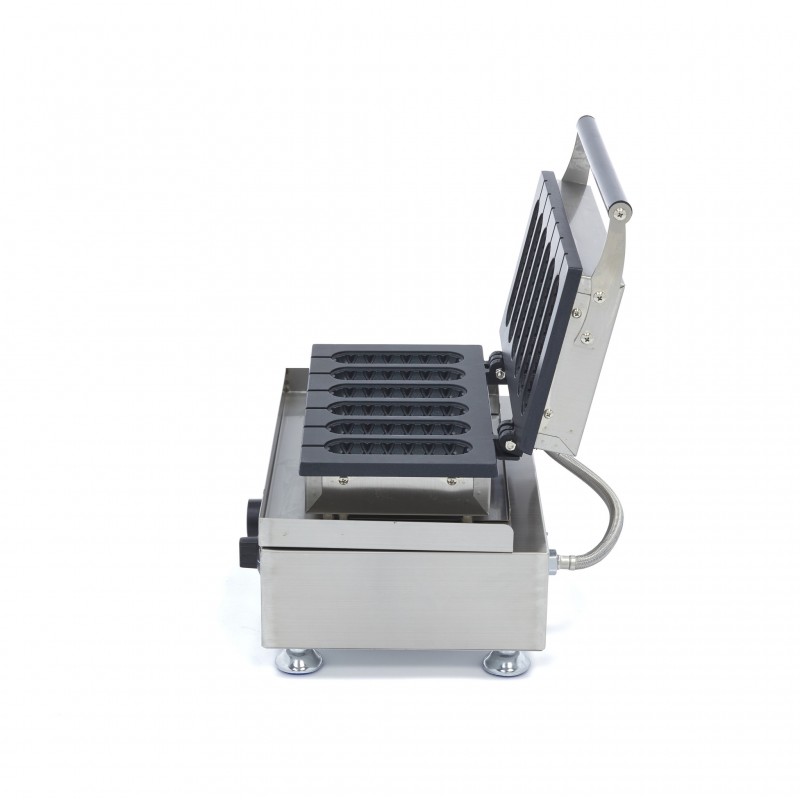 Waffle Maker - 6 Sticks - Corn Dogs - Diamond Pattern Waffle Maker - 6 Sticks - Corn Dogs - Diamond Pattern