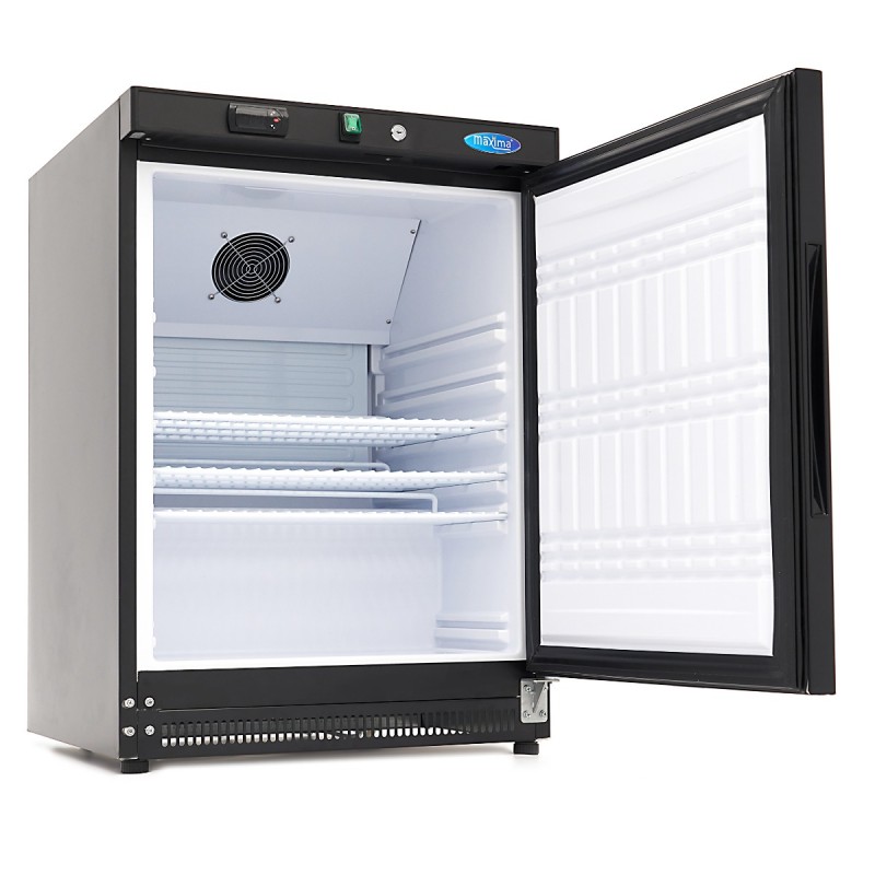 Fridge - 200L - 3 Adjustable Shelves - Black Fridge - 200L - 3 Adjustable Shelves - Black