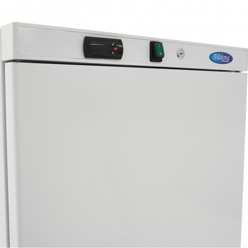 Fridge - 400L - 4 Adjustable Shelves - White Fridge - 400L - 4 Adjustable Shelves - White